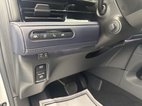 New 2026 INFINITI QX80 4WD image 14