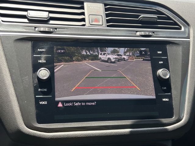 Used 2024 Volkswagen Tiguan SEL R-Line AWD/4WD image 37