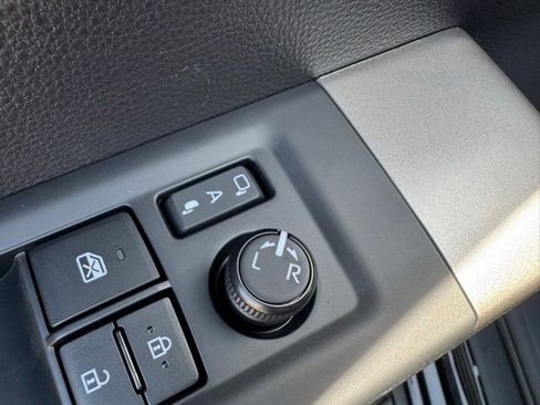 New 2026 Toyota Tundra Limited AWD/4WD image 16