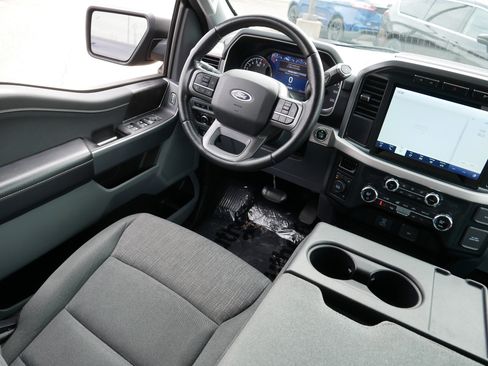 Used 2021 Ford F150 XLT w/ Equipment Group 302A High image 9