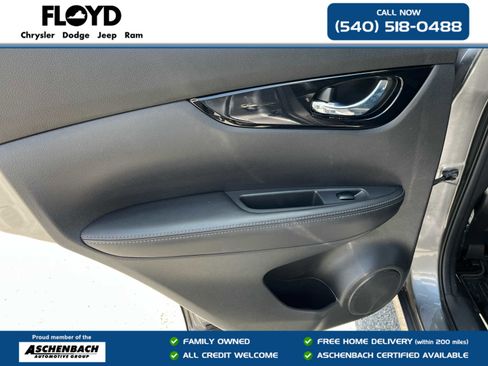Used 2022 Nissan Rogue Sport SL AWD/4WD image 24