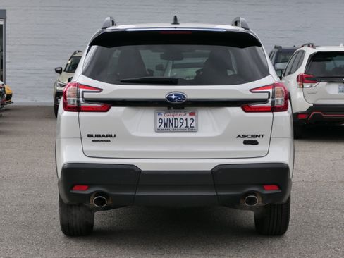 Certified 2025 Subaru Ascent Bronze Edition AWD/4WD image 4
