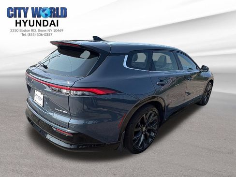 Used 2025 Toyota Crown Signia w/ Advanced Technology Package AWD/4WD image 5