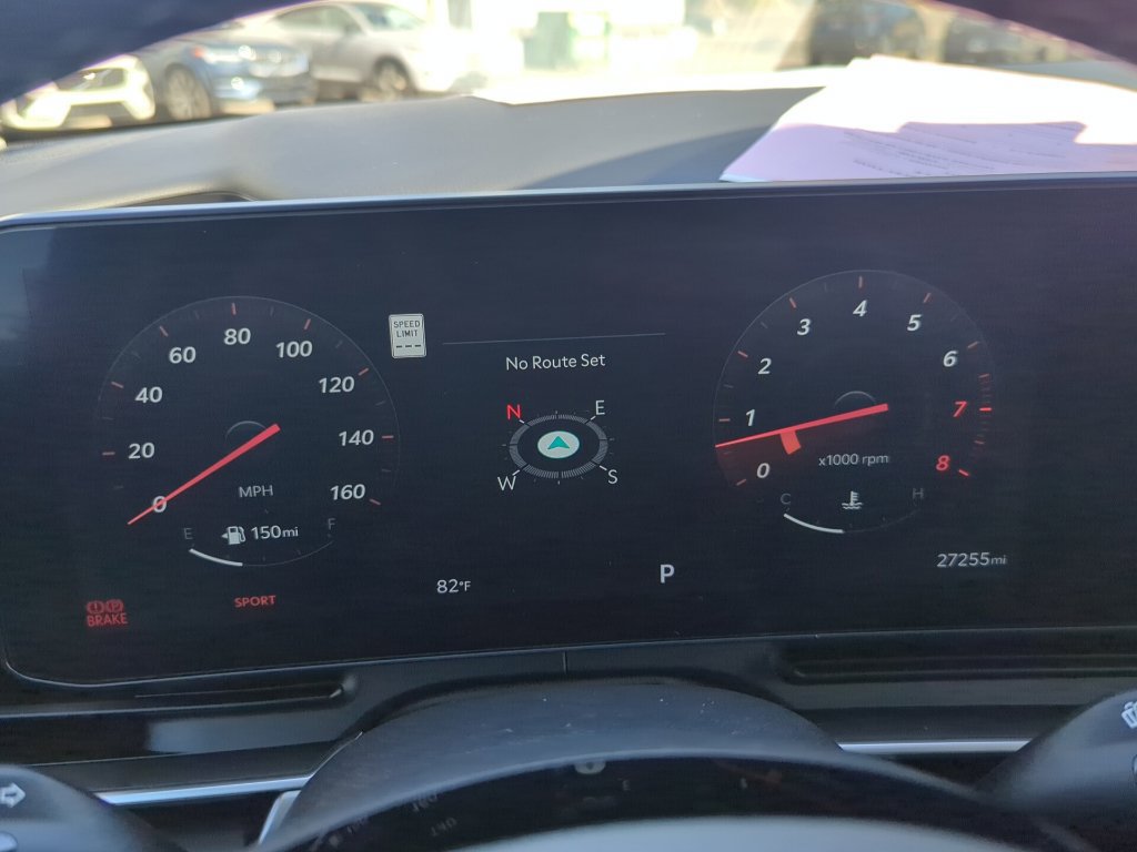Used 2025 Kia Carnival SX FWD image 13