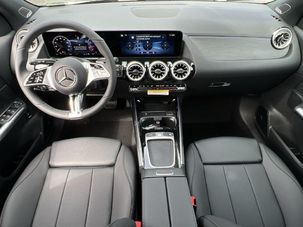 Used 2026 Mercedes-Benz GLA 250 4MATIC image 21