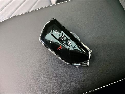 New 2026 Volkswagen Tiguan SE R-Line image 34