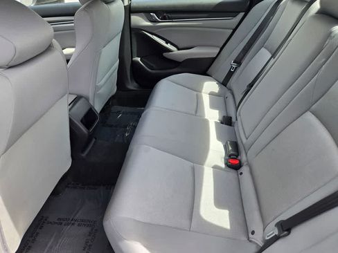 Used 2018 Honda Accord Hybrid image 12