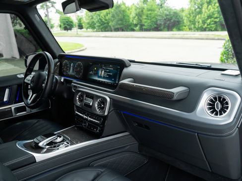 Used 2023 Mercedes-Benz G 550 image 18