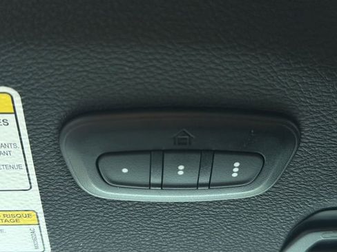 Used 2023 Jeep Wrangler Unlimited Sahara w/ Cold Weather Group AWD/4WD image 24
