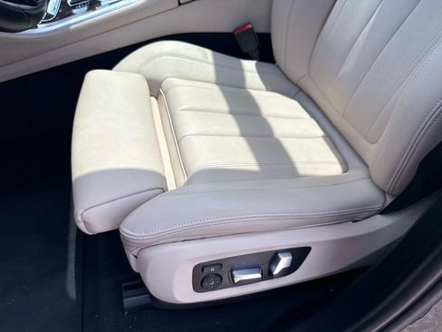 Used 2022 BMW X5 sDrive40i w/ Premium Package RWD image 25