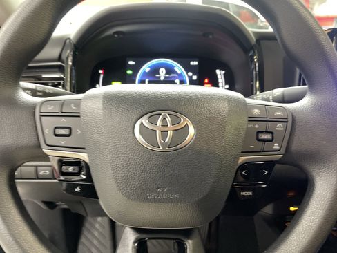 Used 2026 Toyota Camry LE image 18