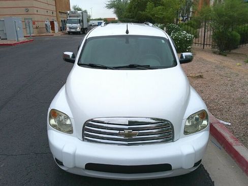 Used 2006 Chevrolet HHR LT image 2
