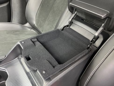 New 2025 Jeep Grand Cherokee Altitude image 19