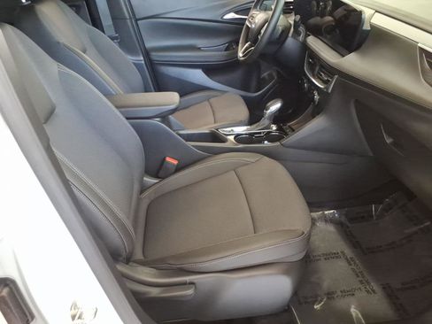 Used 2024 Buick Encore GX Preferred FWD image 8