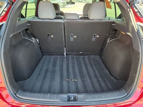 Certified 2023 Nissan Kicks SR w/ SR Premium Package FWD image 16