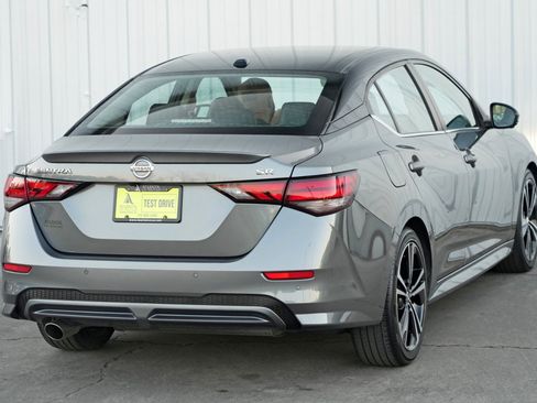 Used 2023 Nissan Sentra SR w/ SR Premium Package FWD image 47