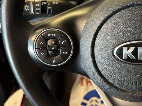 Used 2020 Kia Soul GT-Line w/ GT 2.0L Power Sunroof Package FWD image 9