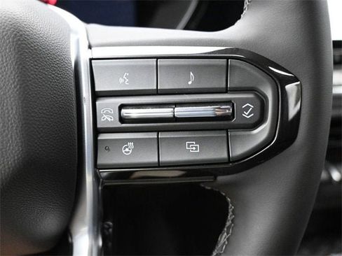 New 2026 Chevrolet Colorado LT w/ LT Convenience Package image 24