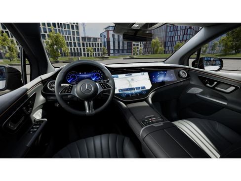 New 2025 Mercedes-Benz EQE 500 4MATIC SUV image 2