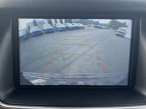 Used 2020 Chevrolet Tahoe LS w/ Enhanced Driver Alert Package image 29