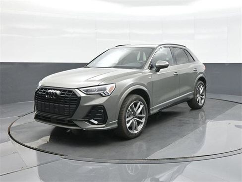New 2025 Audi Q3 2.0T Premium image 3