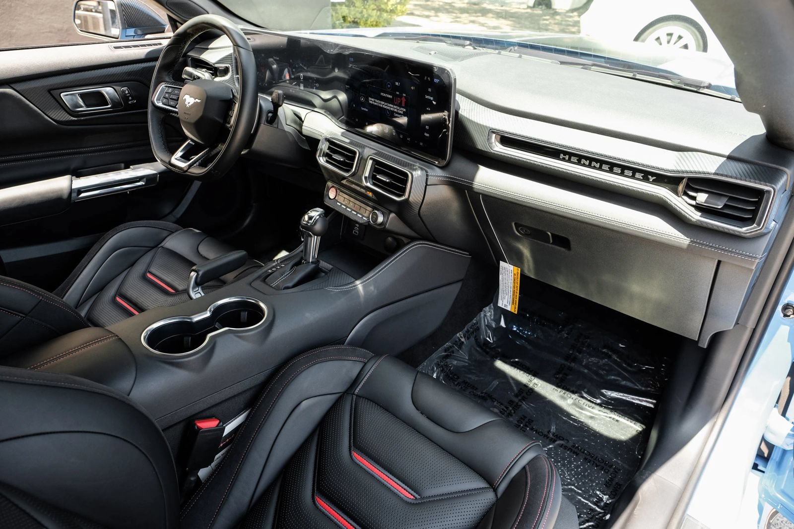 Used 2025 Ford Mustang GT Premium w/ GT Performance Package RWD image 11