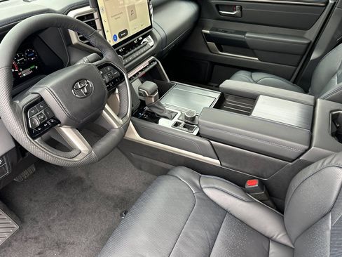 New 2026 Toyota Tundra Platinum w/ TRD Off-Road Package AWD/4WD image 10