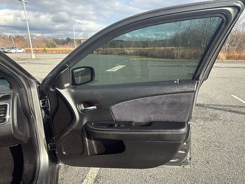 Used 2013 Chrysler 200 Limited w/ Sun/Sound Group image 18