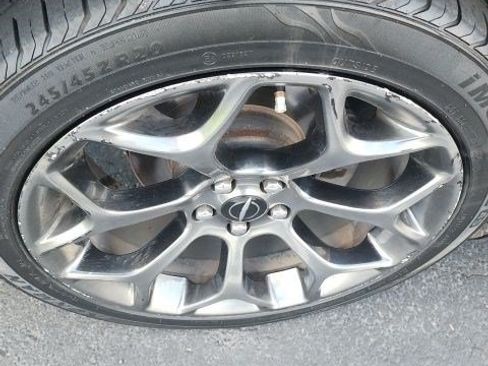 Used 2015 Chrysler 300 S RWD image 8