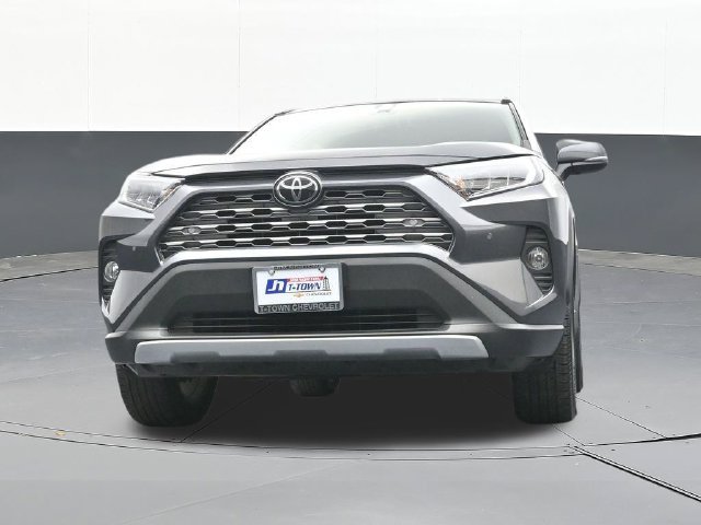 Used 2019 Toyota RAV4 Limited FWD image 53