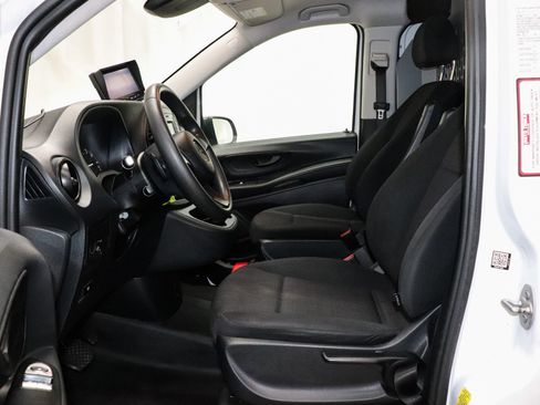 Used 2019 Mercedes-Benz Metris image 18