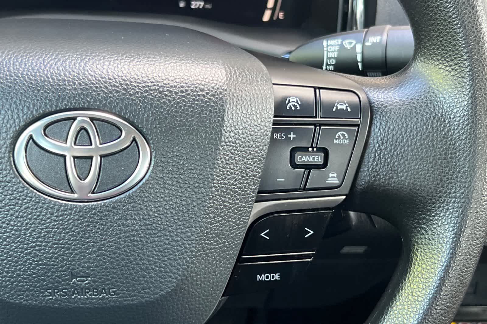 Used 2025 Toyota Camry LE FWD image 26