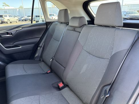 Used 2023 Toyota RAV4 XLE image 30