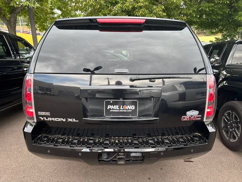 Used 2012 GMC Yukon XL Denali AWD/4WD image 5