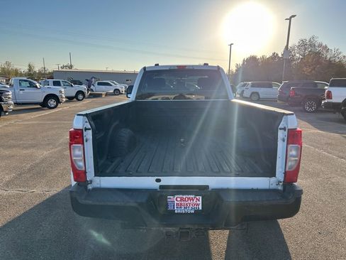 Used 2022 Ford F350 XL w/ Power Equipment Group image 3