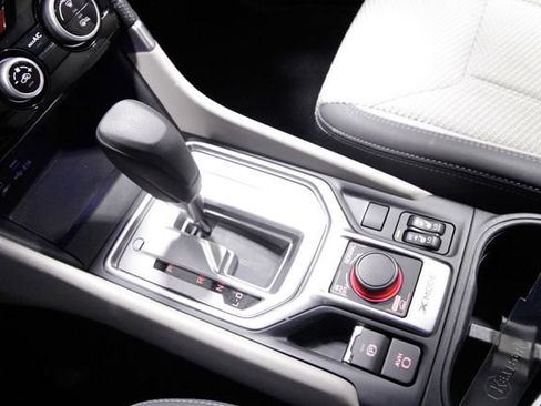 Used 2023 Subaru Forester Premium image 30