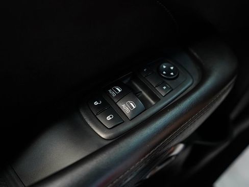 Used 2018 Dodge Challenger R/T Scat Pack RWD image 30