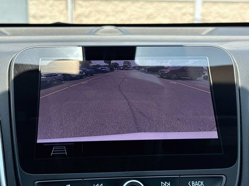Used 2020 Chevrolet Equinox Premier AWD/4WD image 15