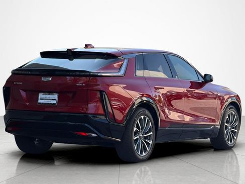 Used 2024 Cadillac Lyriq Sport RWD image 5