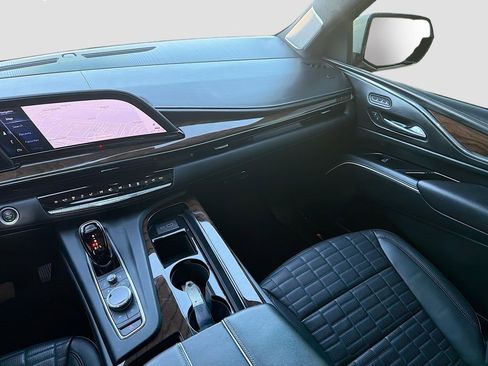 Certified 2023 Cadillac Escalade ESV Sport Platinum w/ LPO, ONYX Package image 24