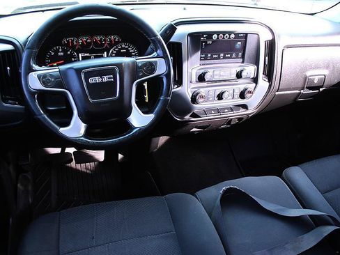 Used 2017 GMC Sierra 1500 SLE w/ SLE Value Package RWD image 11