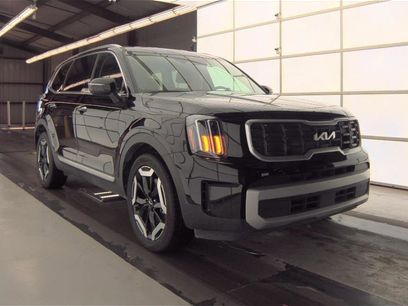 Used 2025 Kia Telluride S