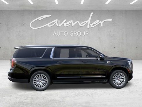 New 2026 GMC Yukon XL Denali w/ Denali Reserve Package AWD/4WD image 5