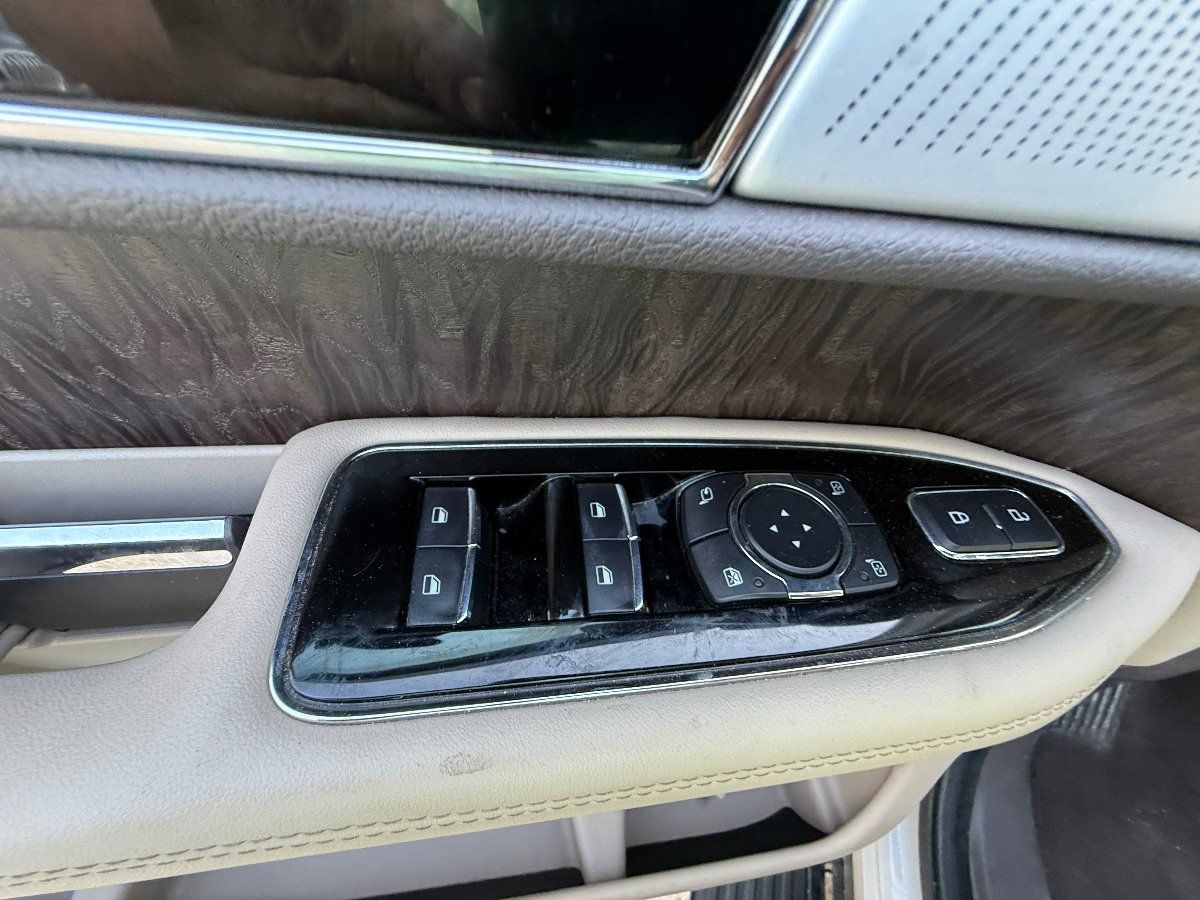 Used 2022 Lincoln Navigator Reserve AWD/4WD image 25