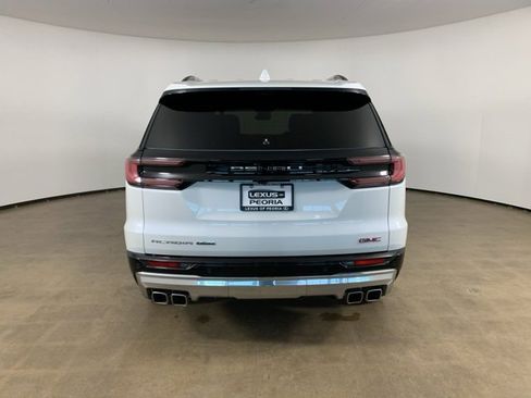 Used 2024 GMC Acadia Denali w/ Super Cruise Package image 10