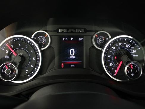 New 2026 RAM 1500 4x4 Crew Cab image 11