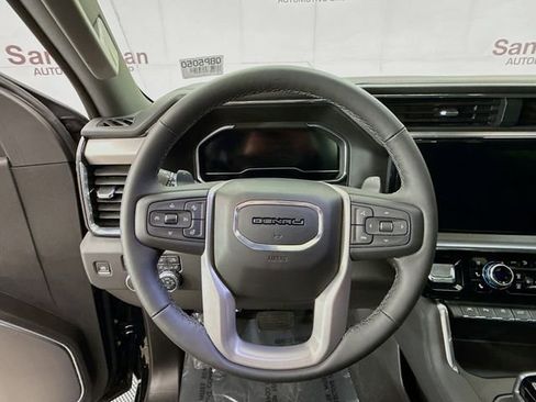 Used 2025 GMC Sierra 1500 Denali image 14