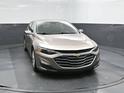 Used 2023 Chevrolet Malibu LT FWD image 17