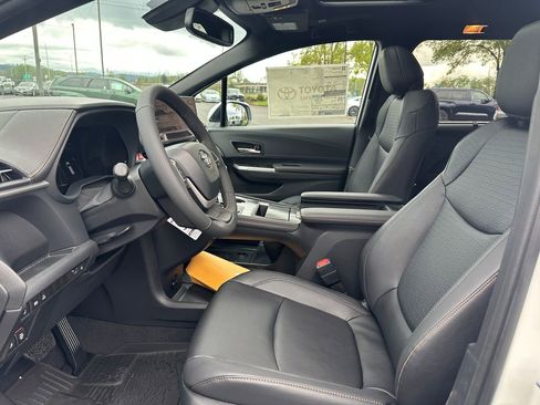 New 2026 Toyota Sienna XLE Woodland Edition image 13
