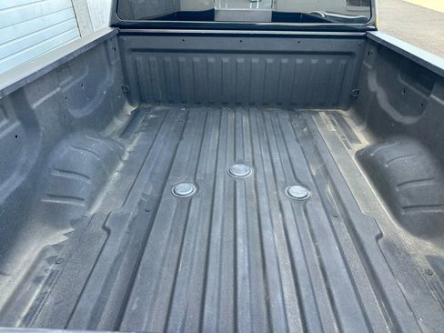 Used 2018 Nissan Titan PRO-4X image 8